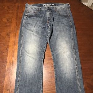 Men’s Wrangler Retro Slim Straight Jeans 35X32